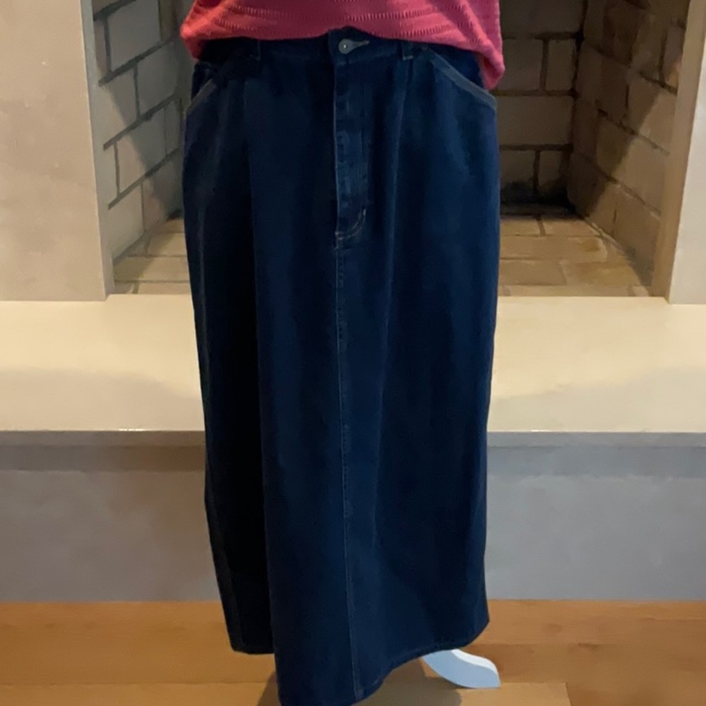 LONG PENCIL DENIM SKIRT-SIZE 12. NEW.